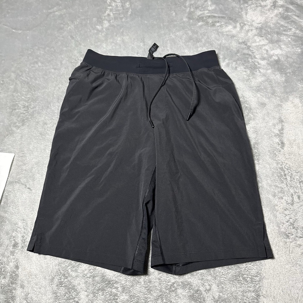 Lululemon T.H.E. Short 11" Linerless Mens Small Black‎ Swift Ultra Athletic